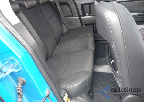 2007 Toyota Fj Cruiser z USA, uszkodzony, nr VIN JTEBU11F270070983